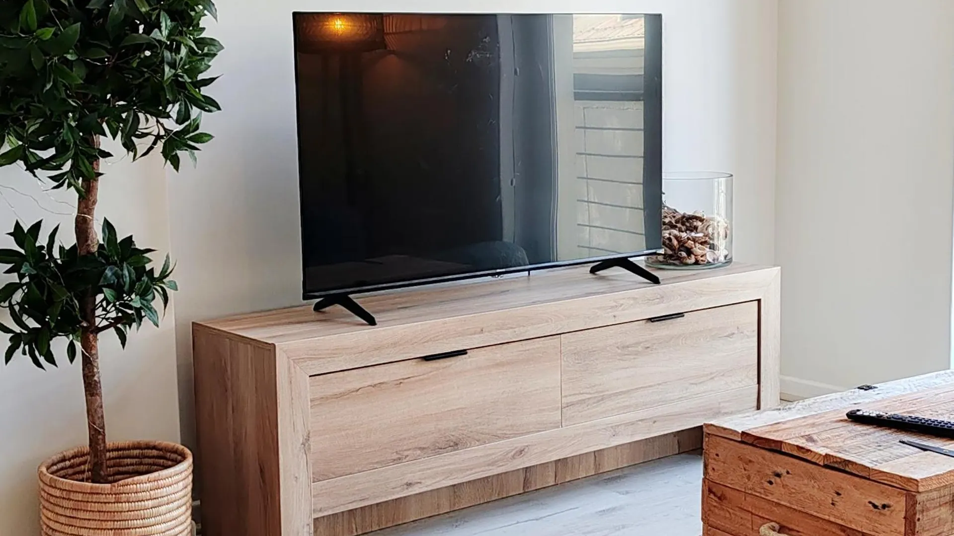 Waveside Stays Muizenberg Apartment